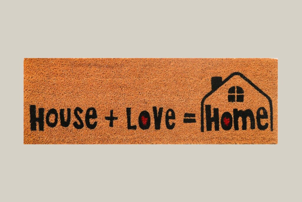HOUSE LOVE